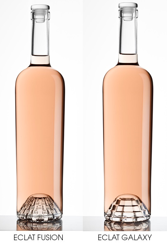 Eclat Fusion & Galaxy Eclat Fusion & Galaxy models in extra-white flintb glass filled with Rosé wine