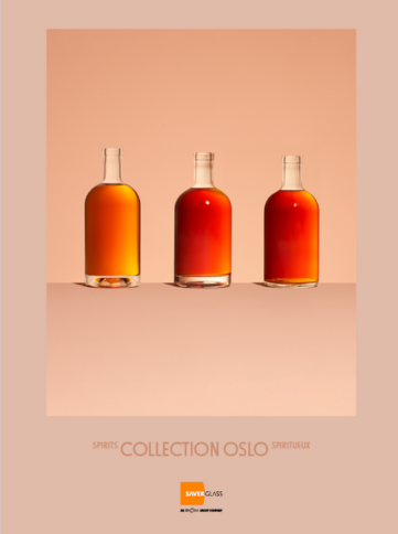 Page de couverture de la brochure de la collection Oslo avec 3 bouteilles en verre pour spiritueux : Malmo, Oslo et Solo